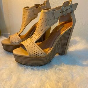 Blush 4 1/2 inch heel